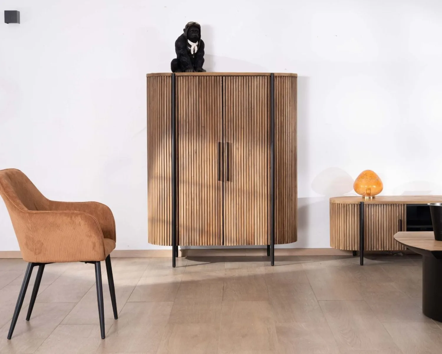 Meuble House Armoirette arrondie 120 cm en bois exotiques "Troms" New