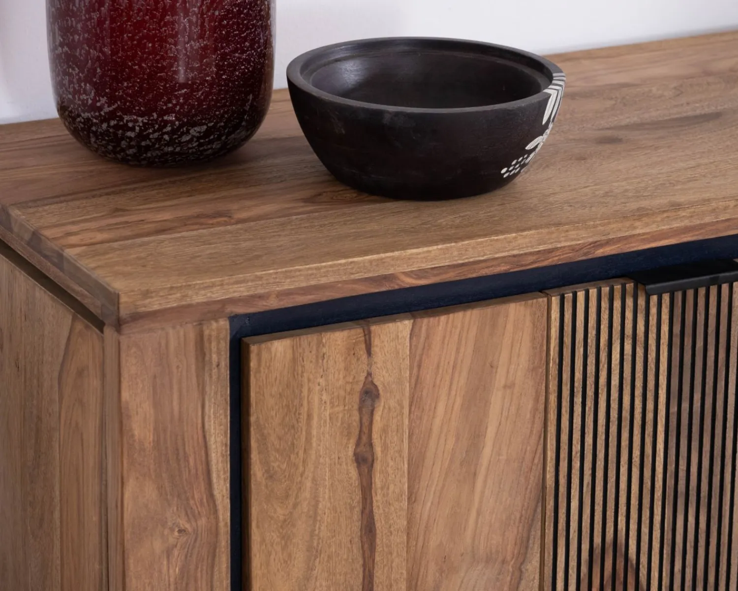 Meuble House Bahut en palissandre et acacia "Enoa" avec étagères en verre Outlet