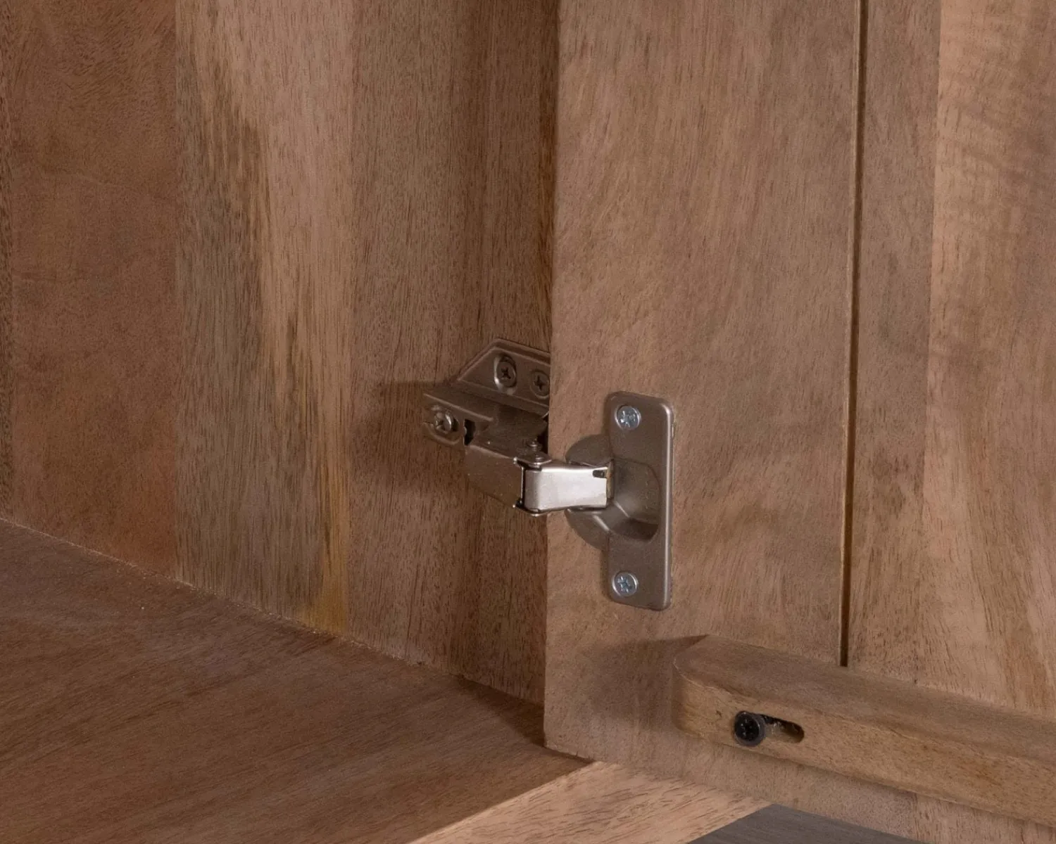 Meuble House Bahut 3 portes et niches en manguier esprit japandi "Orobie" 180 cm Hot