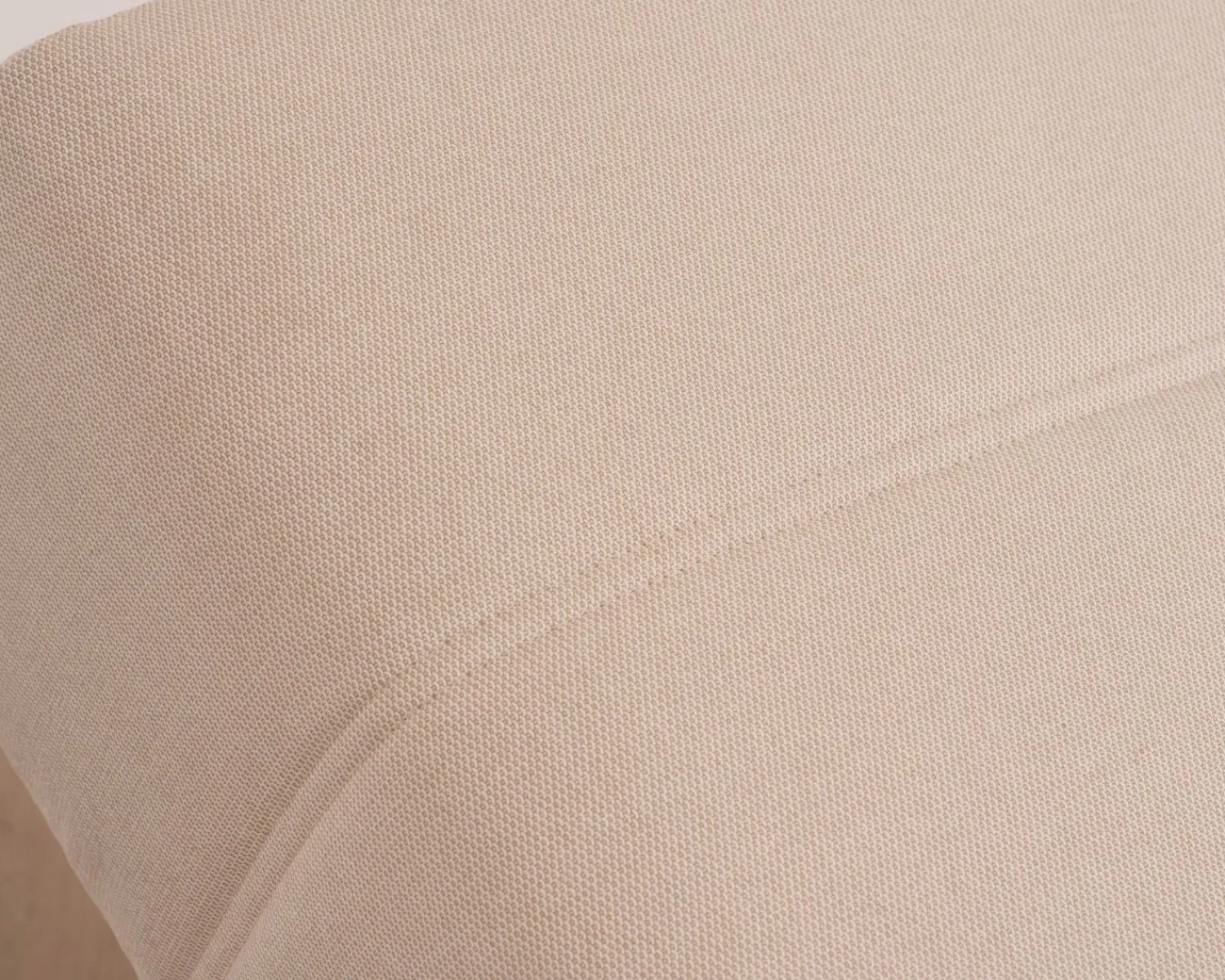 Meuble House Bain de soleil design épuré en tissu crème avec surpiqures spécial extérieur "Sunset Bay" Sale