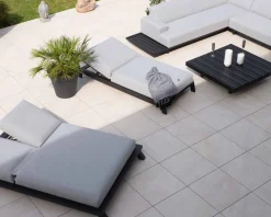 Meuble House Bain de soleil double tissu Sunbrella gris clair structure aluminium noire