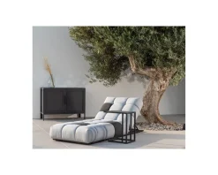 Meuble House Bain de soleil en tissu Sunbrella gris clair et foncé 