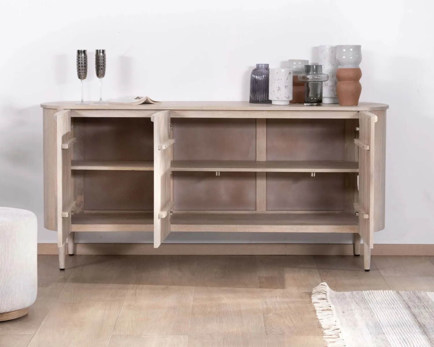 Meuble House Buffet 3 portes 175cm en manguier massif côtés arrondis "Manon" Online
