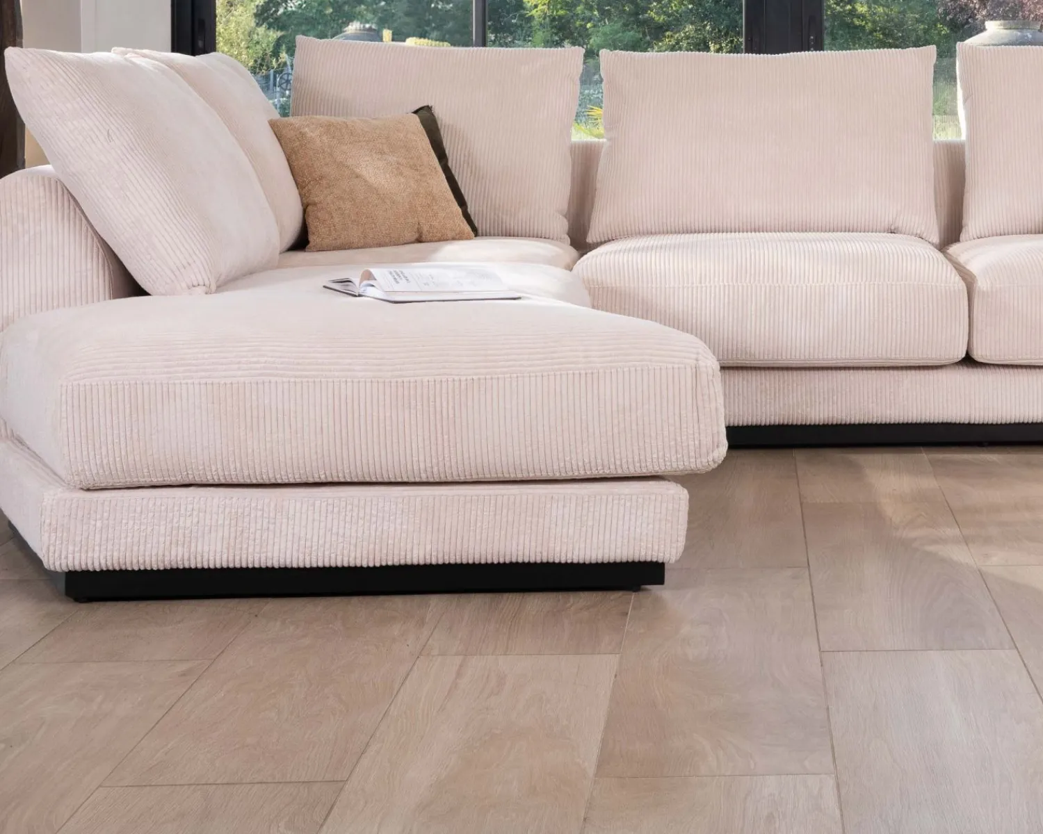 Meuble House Canapé confort en velours côtelé beige avec méridienne design "Cyrano" Clearance