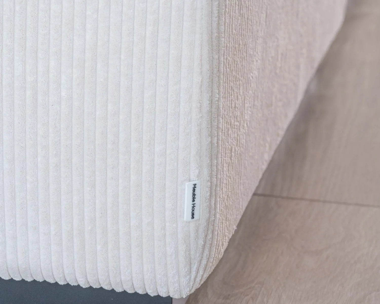 Meuble House Canapé confort en velours côtelé beige avec méridienne design "Cyrano" Clearance