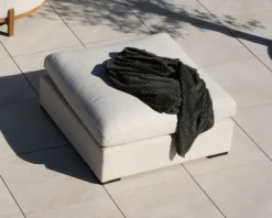 Meuble House Canapé d'extérieur ultra confort en tissu beige chiné et coussins décos 
