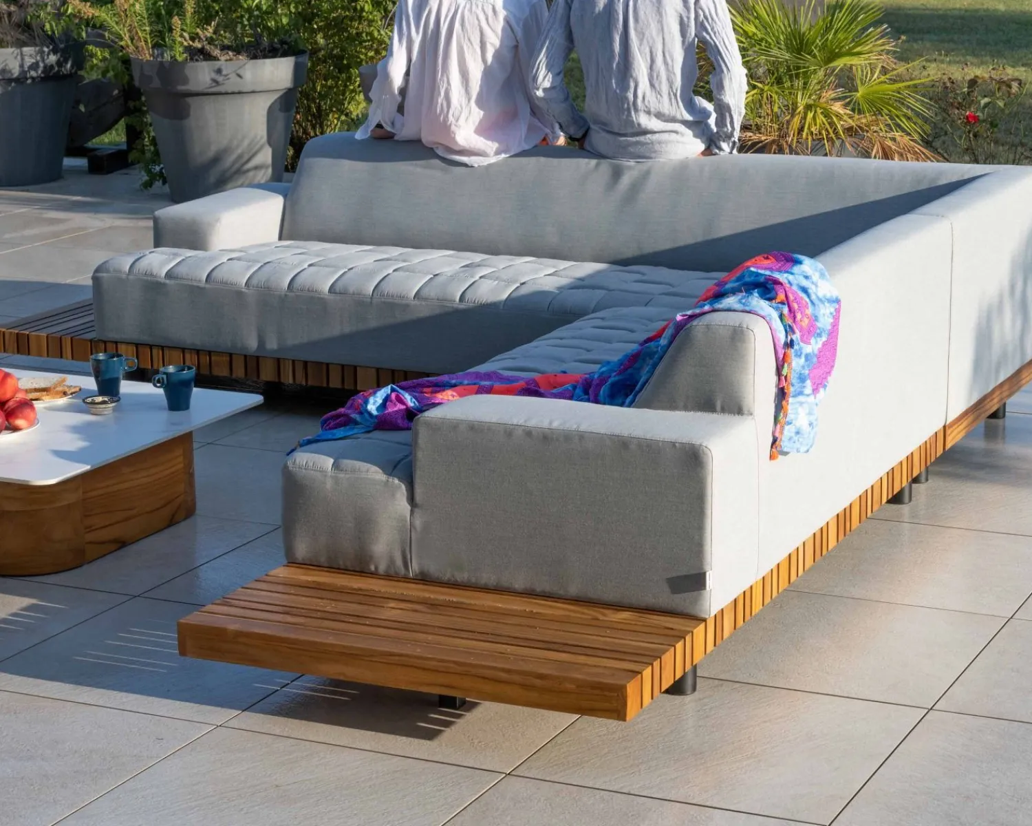 Meuble House Canapé haut de gamme avec retour droit tissu Sunbrella gris clair "Lombok" Online
