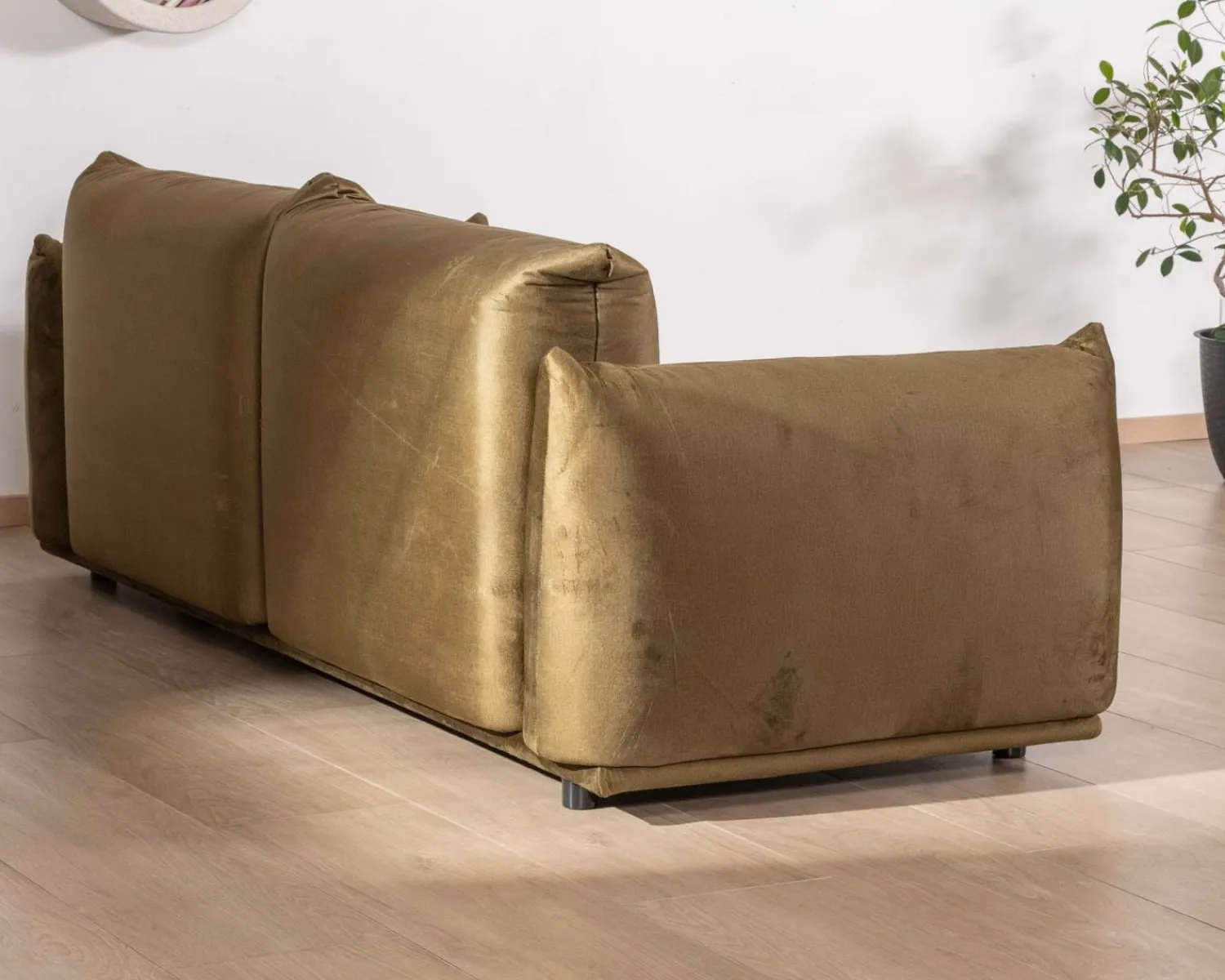 Meuble House Canapé 3 places en tissu doux vert kaki "Moon" Outlet