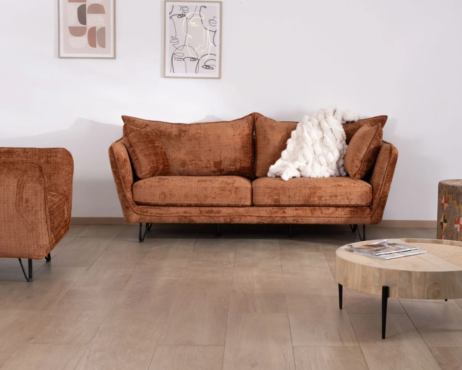 Meuble House Canapé 3 places ultra confort esprit rétro en tissu tramé terracotta "Hasting" Outlet