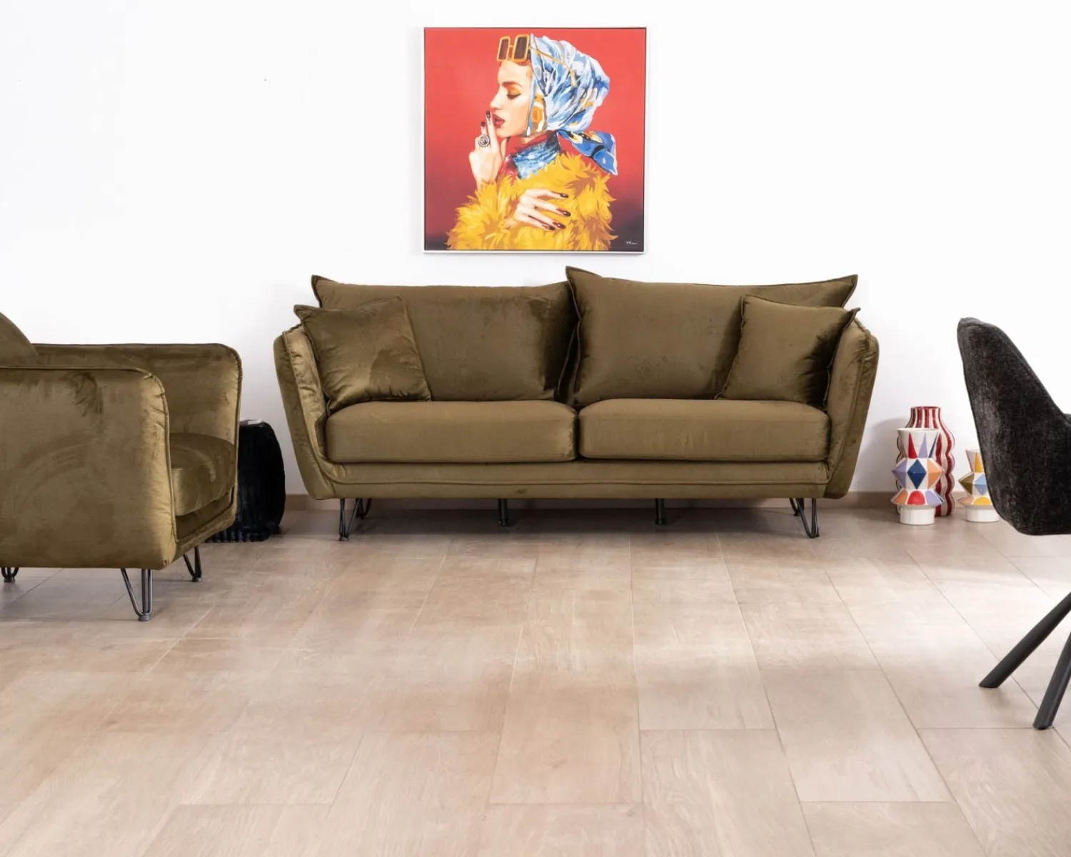 Meuble House Canapé ultra confort 3 places tissu doux kaki et pieds métal "Hasting" Hot