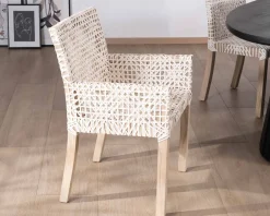 Meuble House Chaise de repas avec accoudoirs en cuir blanc tressé et teck 