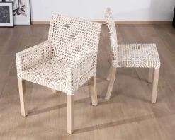 Meuble House Chaise de repas avec accoudoirs en cuir blanc tressé et teck 