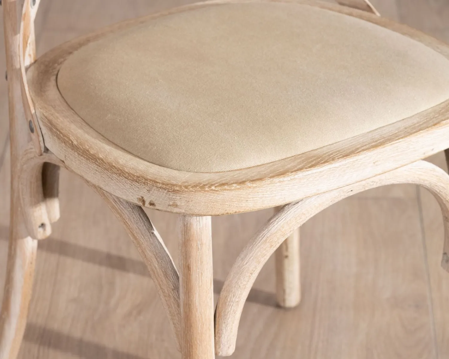 Meuble House Chaise de repas esprit bistrot en chêne et assise tissu "Brosti" Online