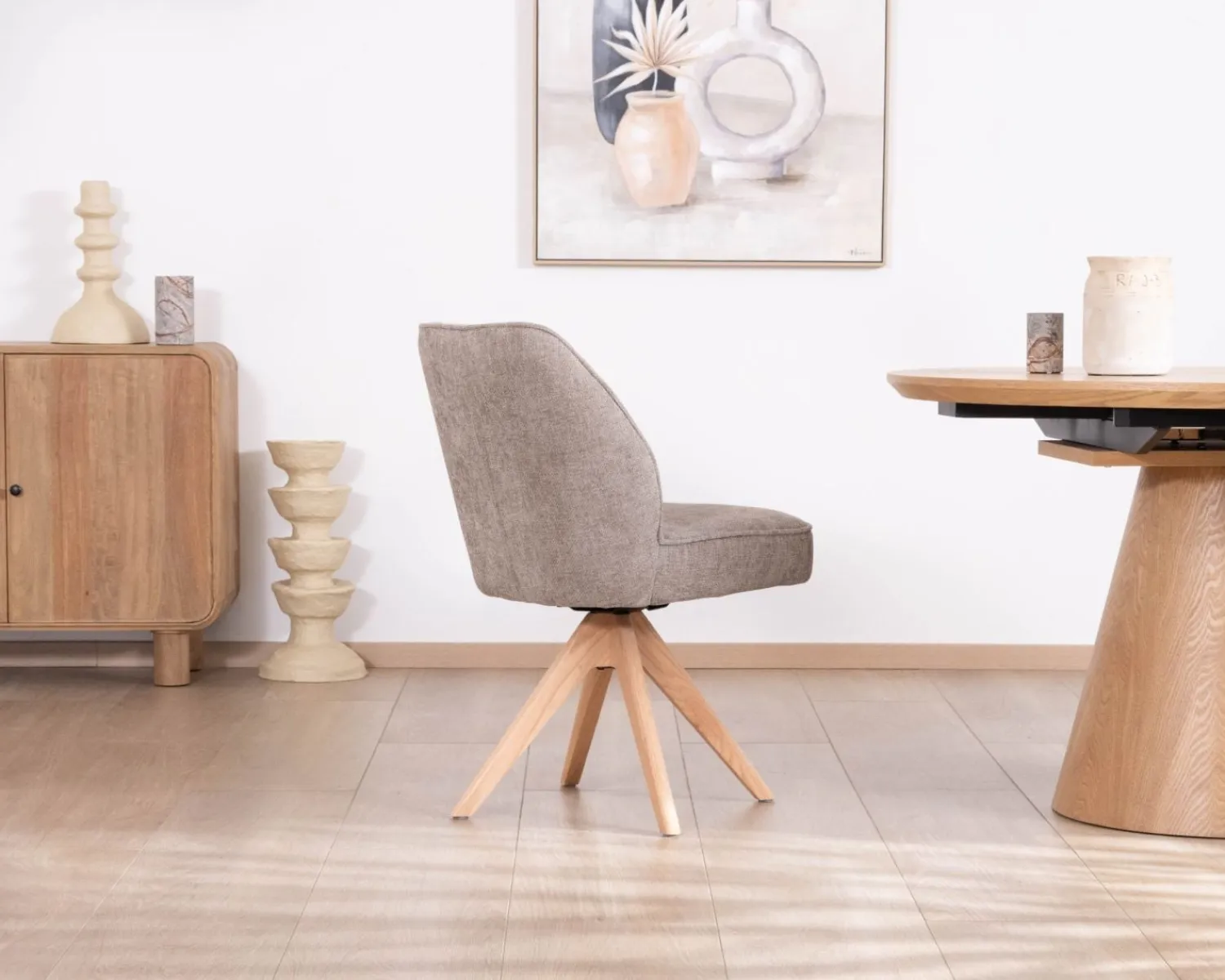 Meuble House Chaise de repas esprit scandinave "Miloé" tissu chenillé gris et pieds bois 360° New