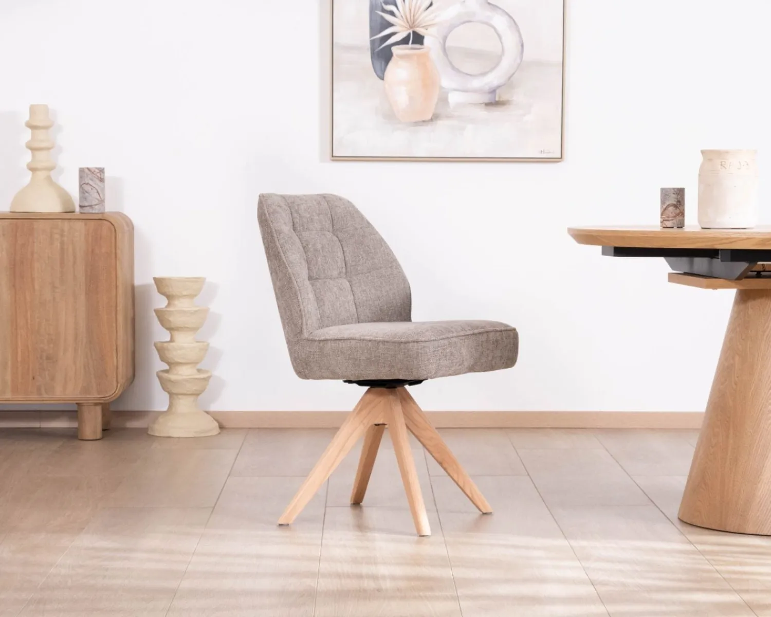 Meuble House Chaise de repas esprit scandinave "Miloé" tissu chenillé gris et pieds bois 360° New