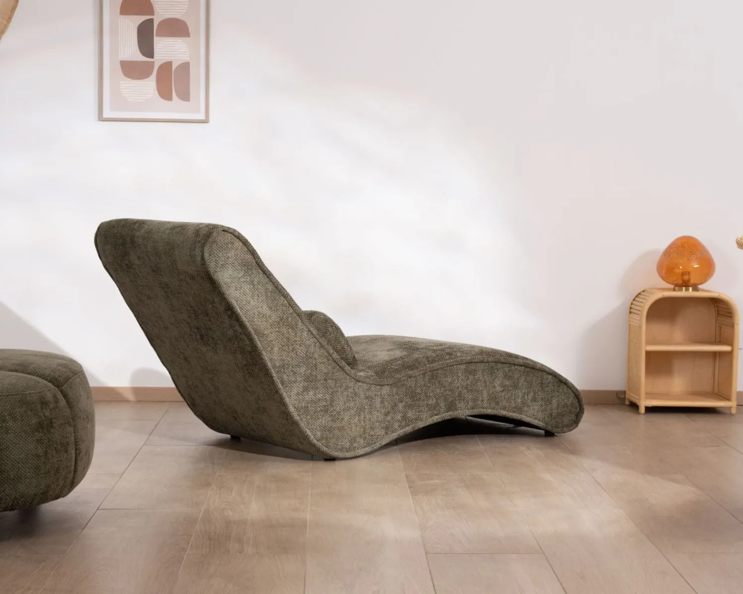 Meuble House Chaise longue d'intérieur design en tissu chenillé vert foncé "Syltan" Clearance