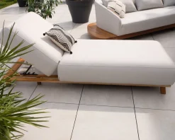 Meuble House Chaise longue luxueuse teck et tissu écru sans surpiqure "Lombok" Hot