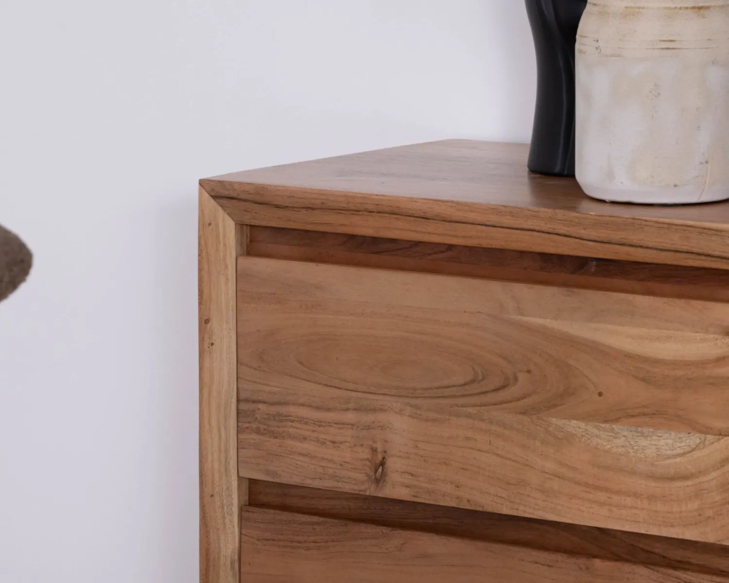 Meuble House Commode 6 tiroirs en acacia style scandinave "Lignum"