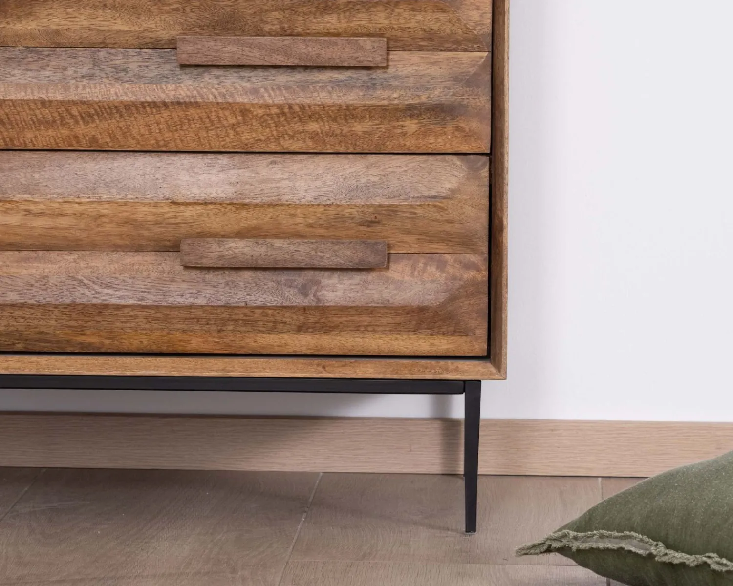 Meuble House Commode 4 tiroirs grande largeur "Presto" en manguier style rétro Discount