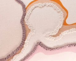 Meuble House Coussin en tissu motif brodé et imprimé