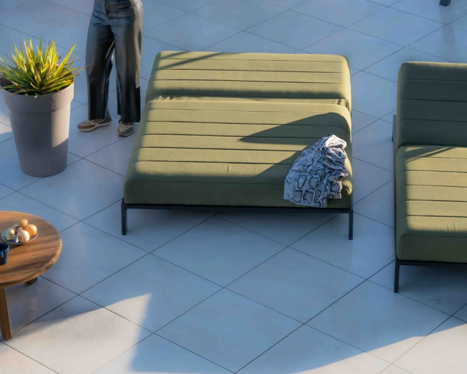 Meuble House Double bain de soleil haut de gamme vert et noir "Terrasse" Best
