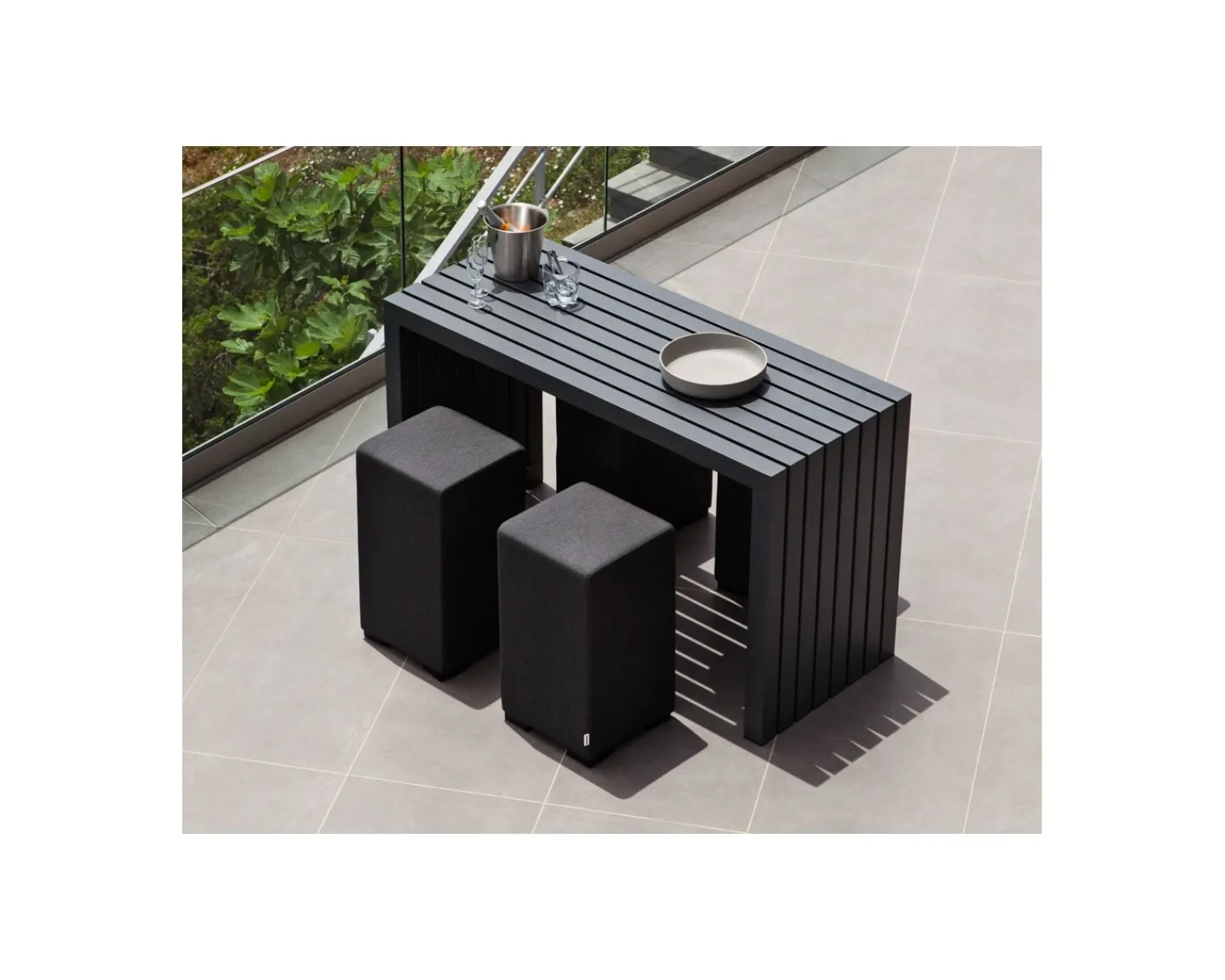 Meuble House Ensemble table et tabourets hauts extérieurs 4 places "Java Island" Outlet