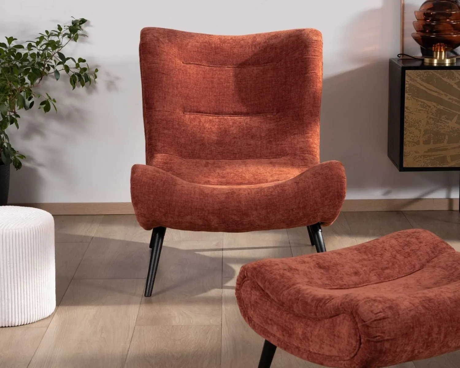 Meuble House Fauteuil avec repose-pieds en tissu terracotta en velours "Caspe" Best