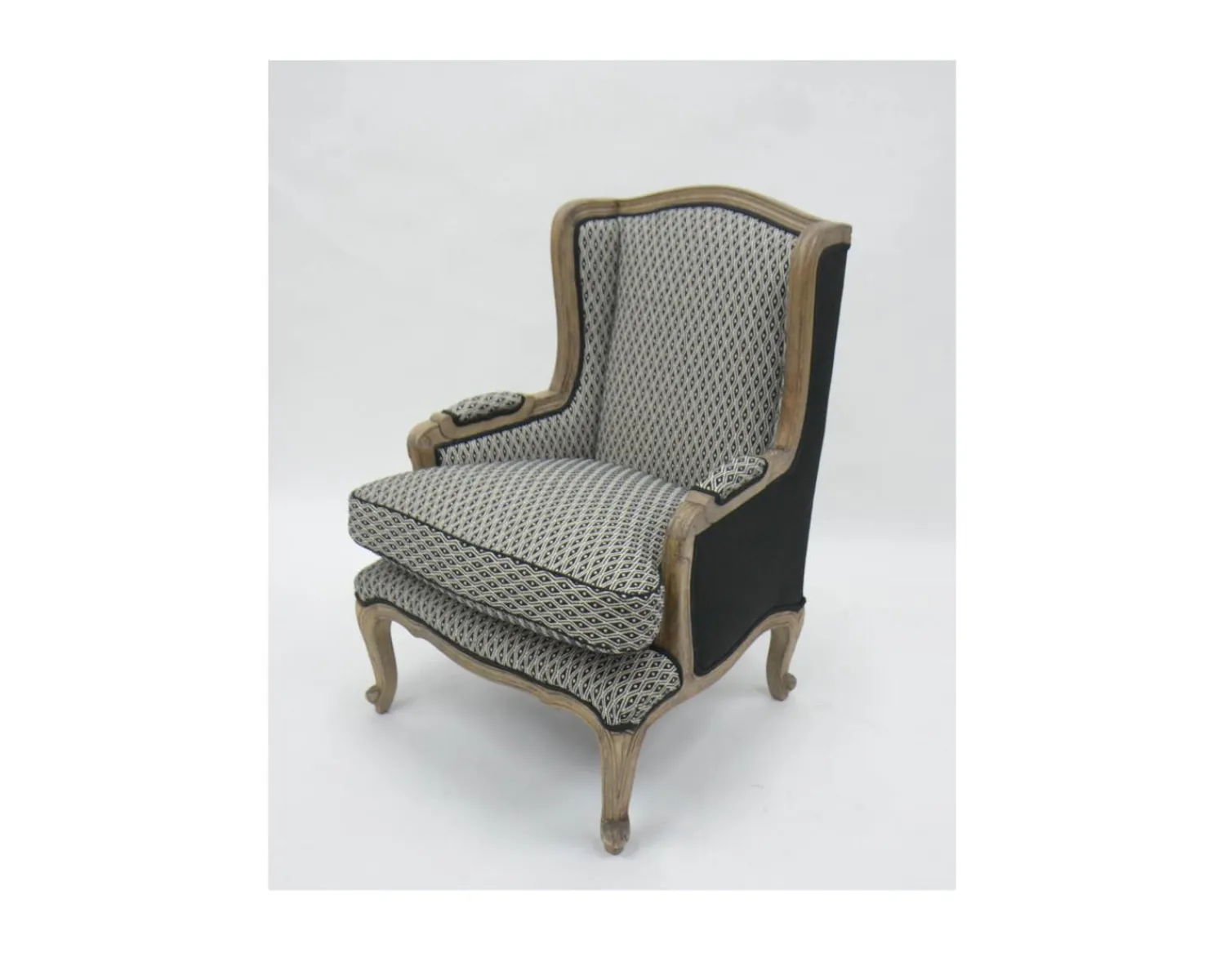 Meuble House Fauteuil bergère "Sofia" bois massif et tissu noir et blanc à losanges Clearance