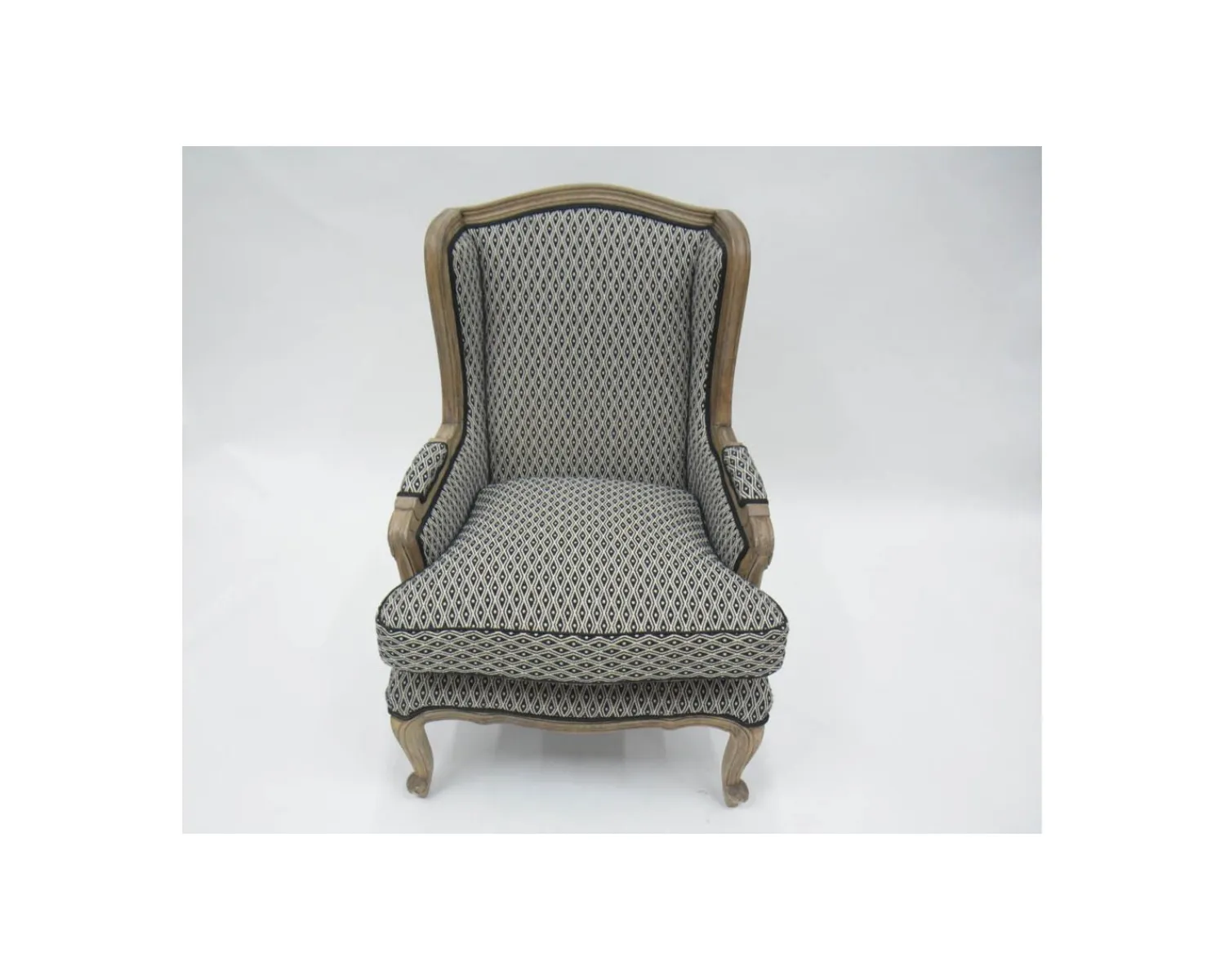 Meuble House Fauteuil bergère "Sofia" bois massif et tissu noir et blanc à losanges Clearance