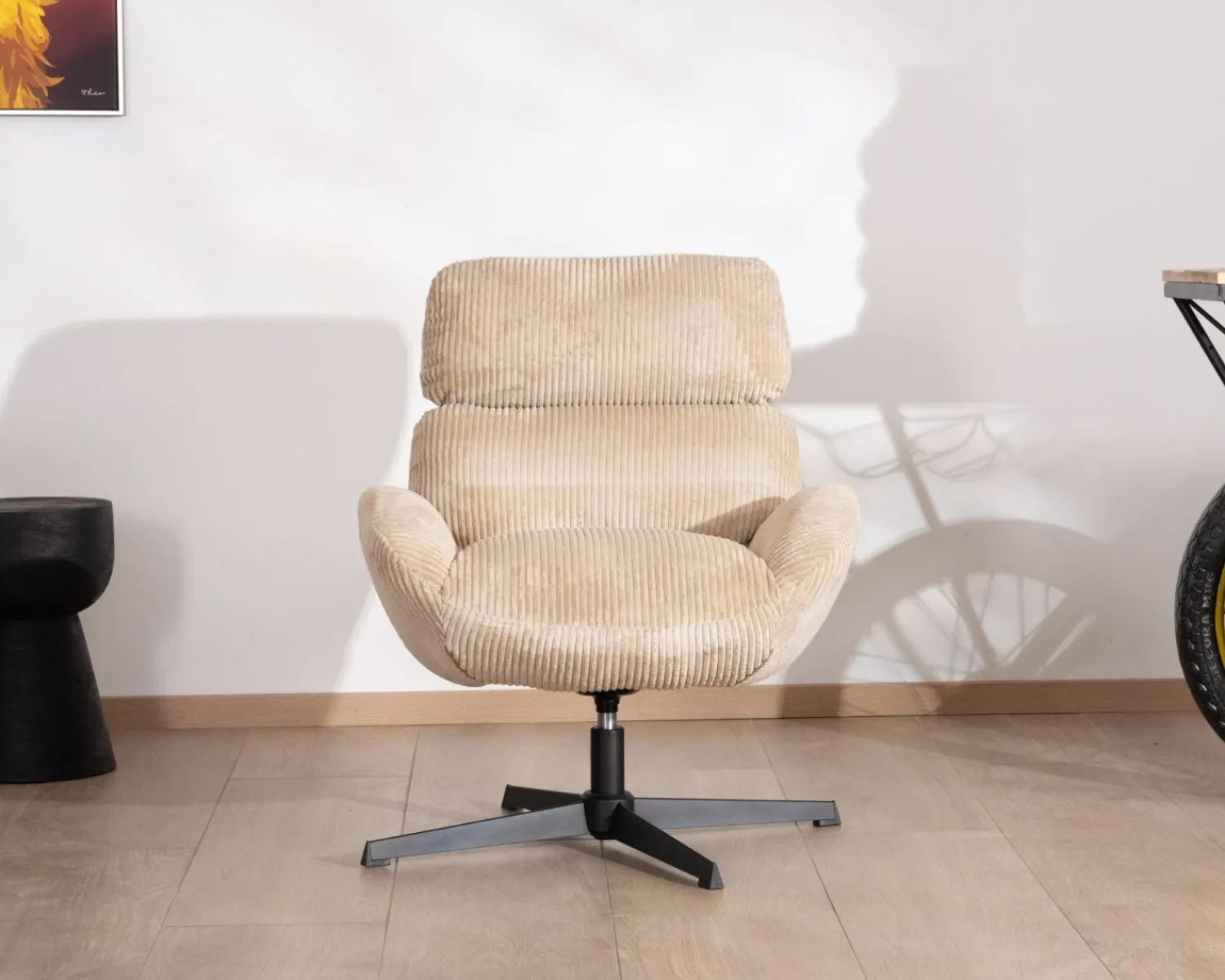Meuble House Fauteuil confort et pivotant en velours camel beige "Bissett" Sale