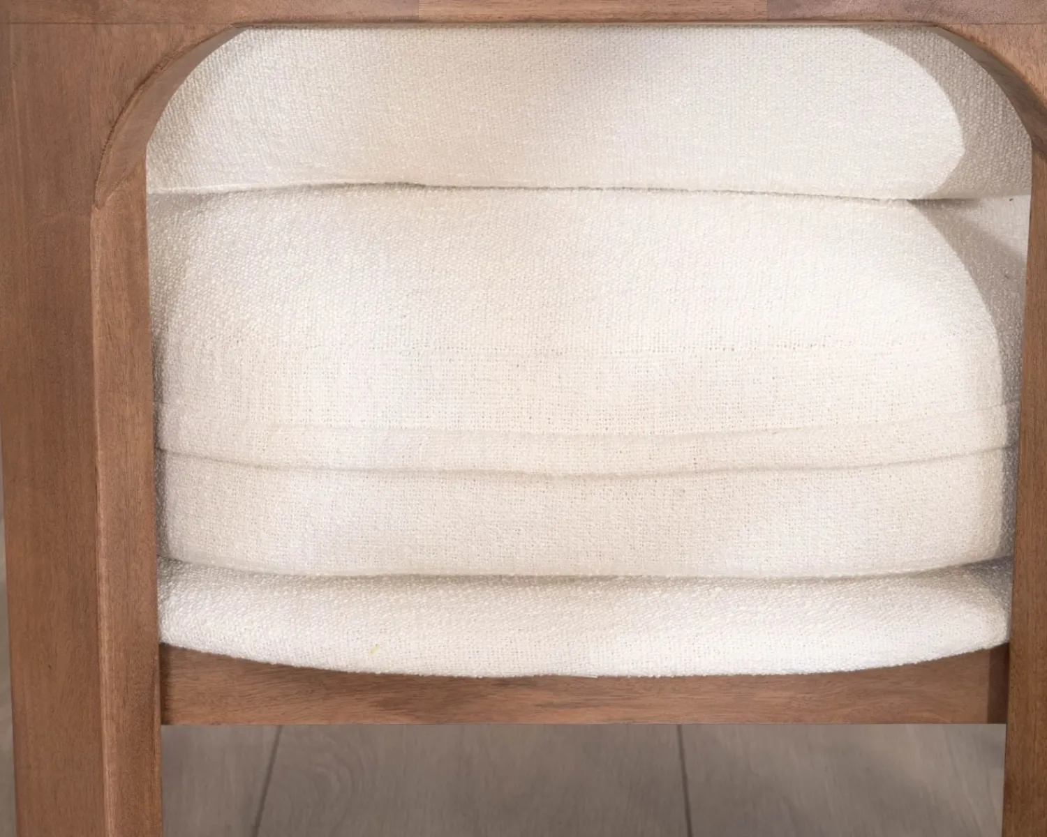 Meuble House Fauteuil d'appoint design scandinave en tissu bouclette écru "Archéa" Online