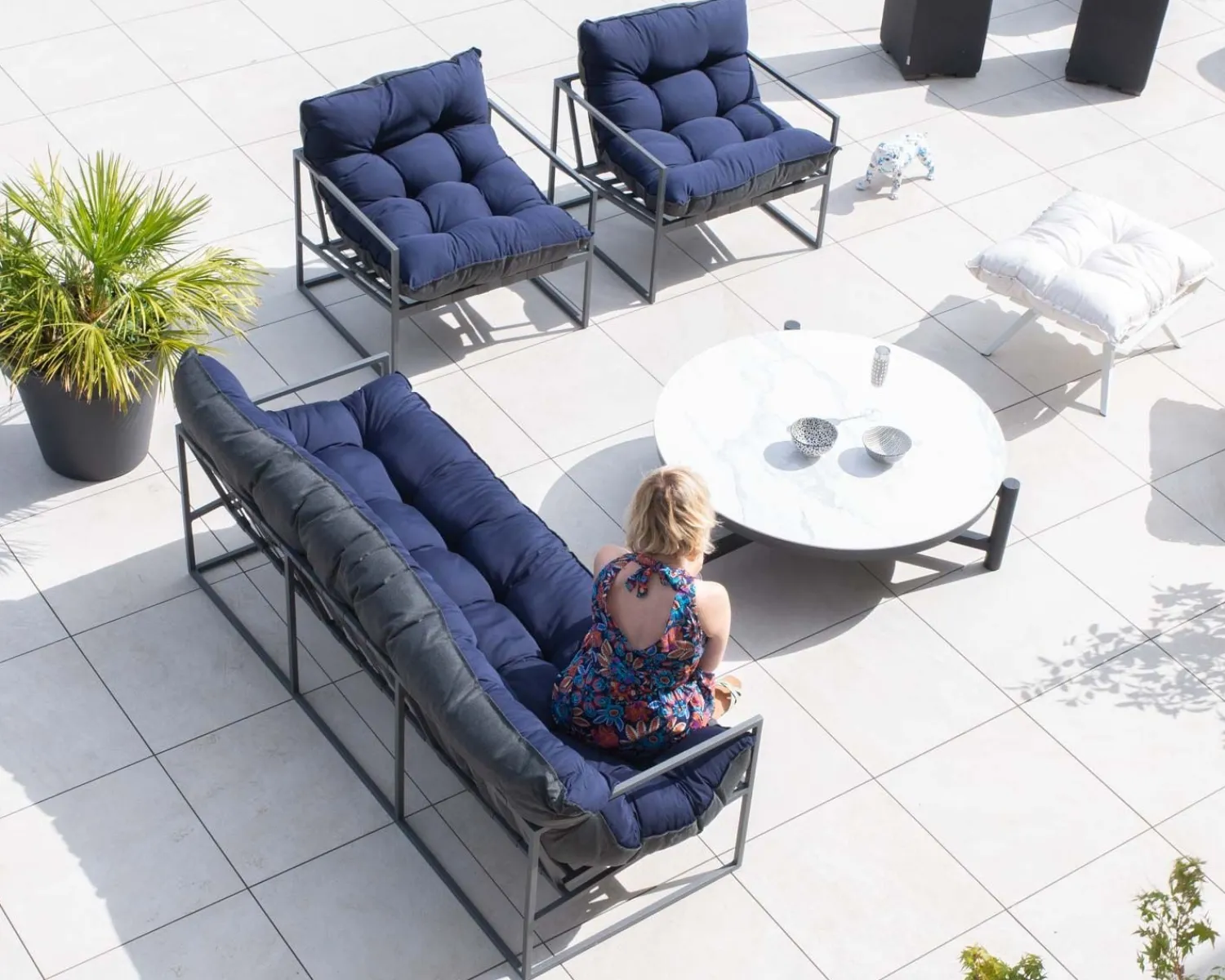 Meuble House Fauteuil de jardin chic et confortable bleu foncé et aluminium gris "Maluku Island" Discount