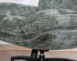 Meuble House Fauteuil rotatif design rétro en tissu soyeux vert sauge 