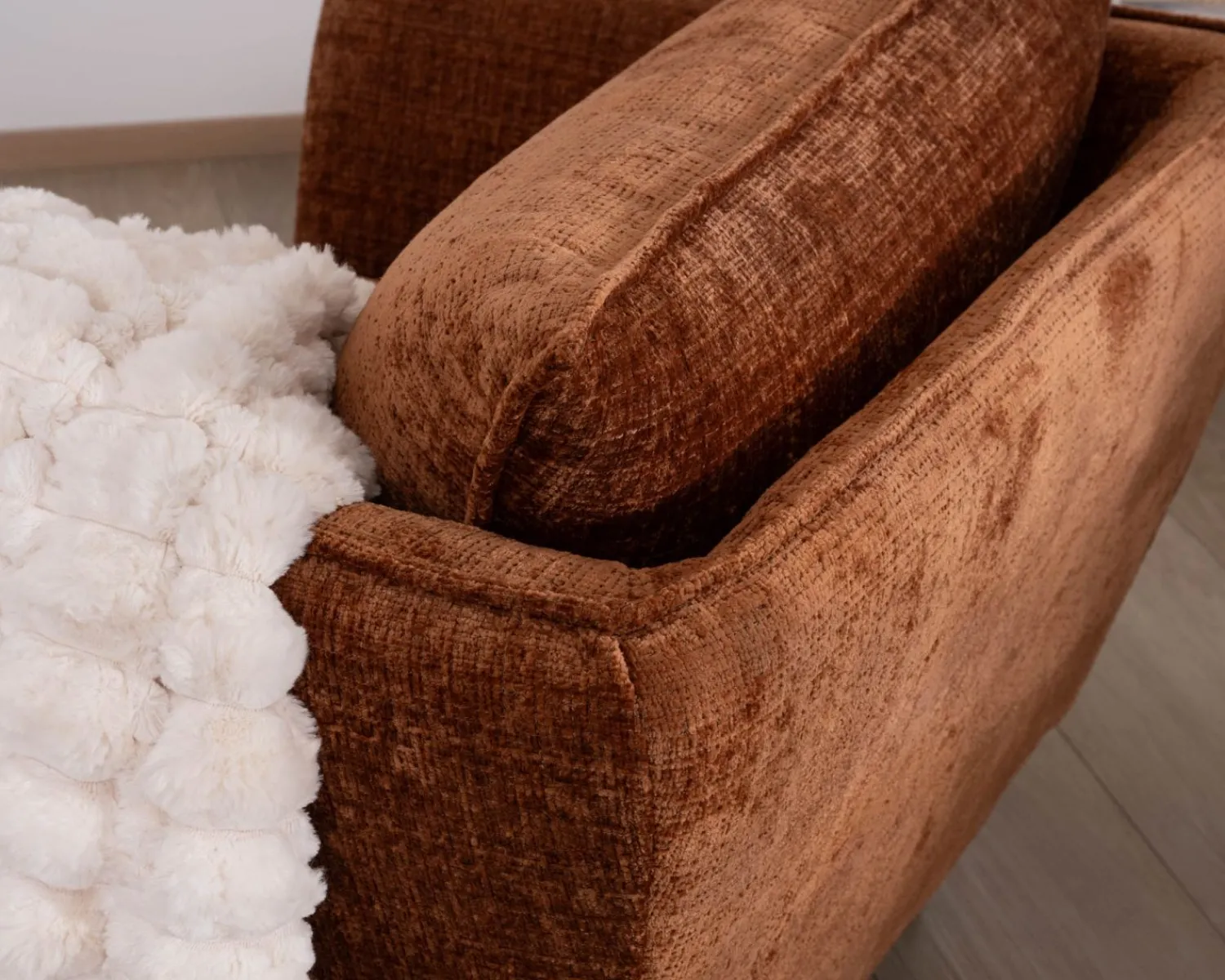 Meuble House Fauteuil ultra confort en tissu terracotta "Hasting" style vintage cosy