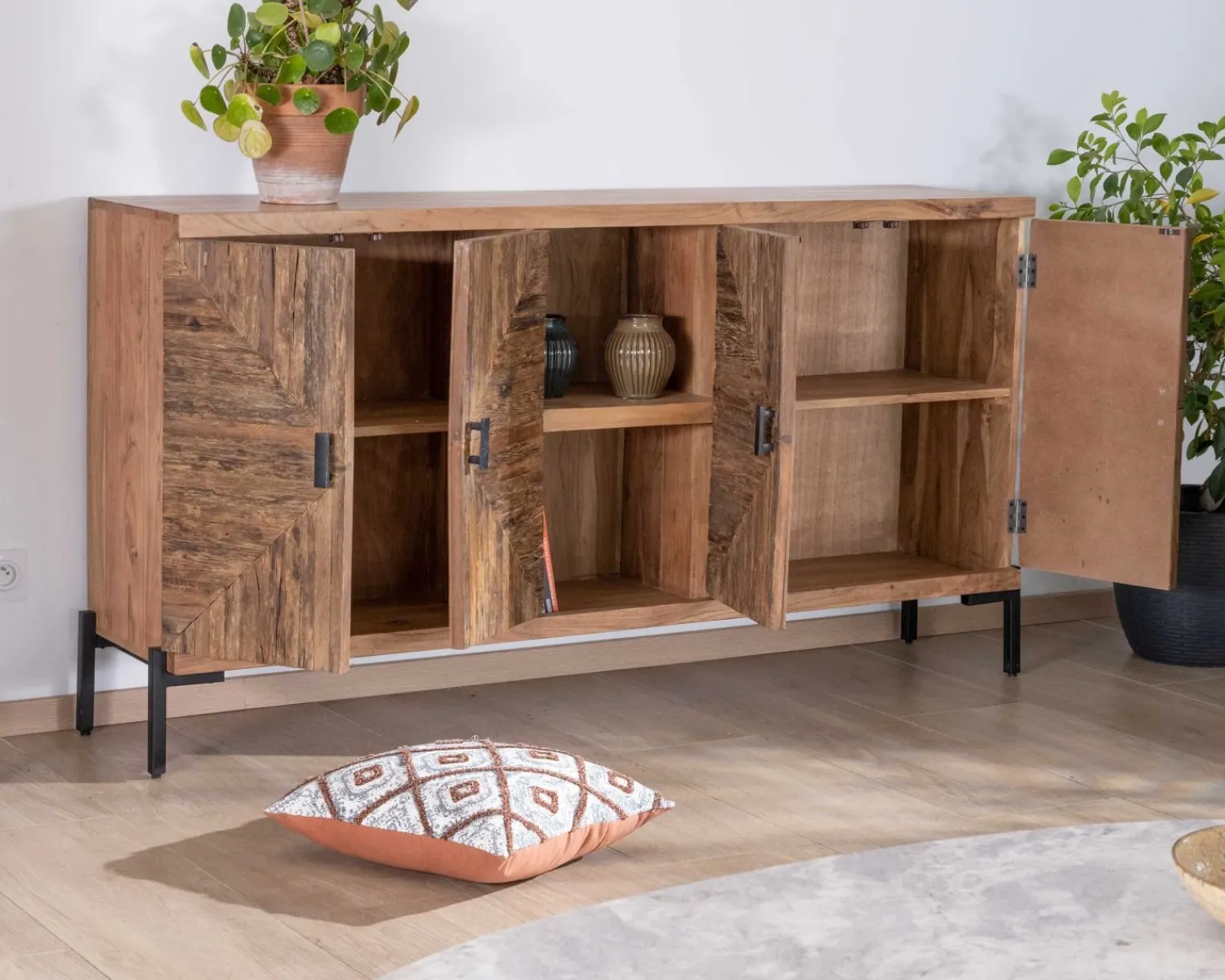 Meuble House Grand buffet bas acacia massif 175cm style ethnique "Géonidum" Sale