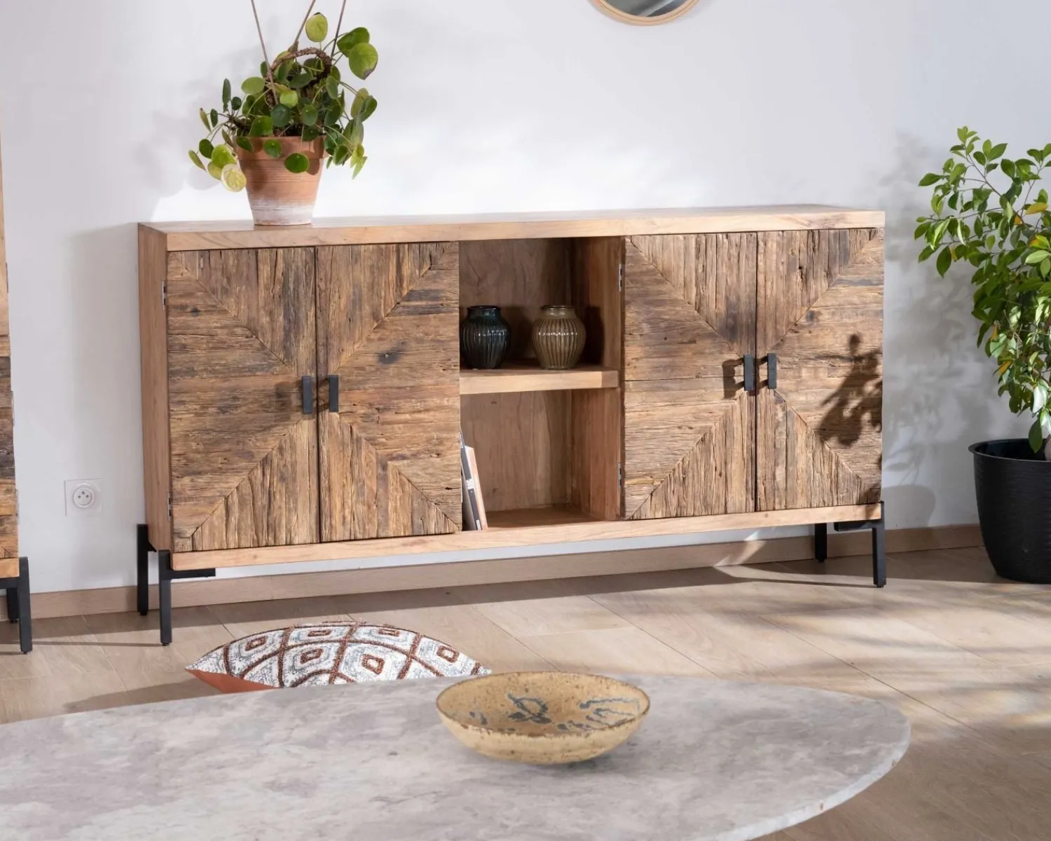 Meuble House Grand buffet bas acacia massif 175cm style ethnique "Géonidum" Sale