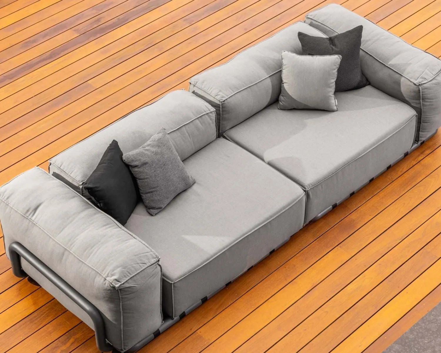 Meuble House Grand canapé de terrasse droit modulaire esprit décontracté tissu gris "Escale" Hot