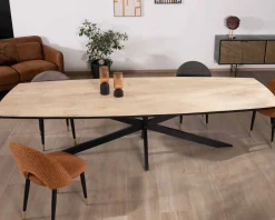 Meuble House Grande table de repas 300cm manguier massif finition sablée bords biseautés noirs et pieds étoile