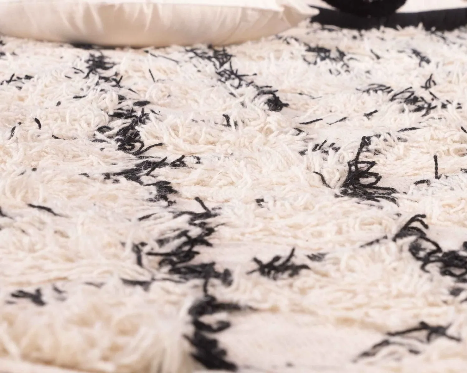 Meuble House Grand tapis en coton et laine 200x300cm "Kavon" Discount
