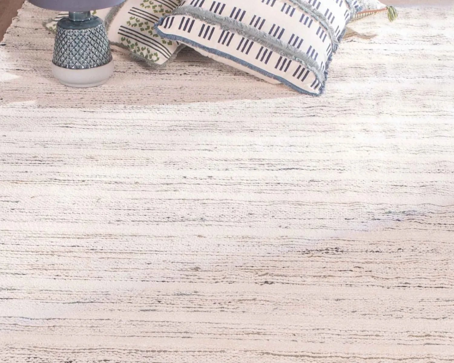 Meuble House Grand tapis tissé main coton et jute "Solira" format 300x200cm Hot