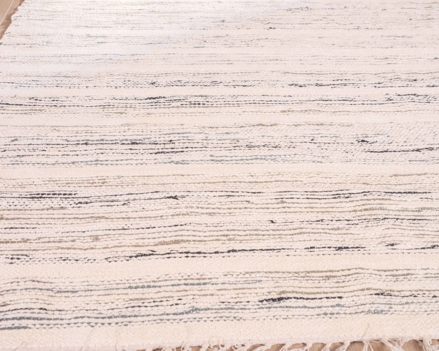 Meuble House Grand tapis tissé main coton et jute "Solira" format 300x200cm Hot