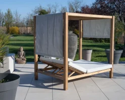 Meuble House Lit de jardin en teck et tissu spécial extérieur gris clair 