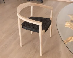 Meuble House Lot de 4 chaises contemporaines en teck naturel et assise noire 
