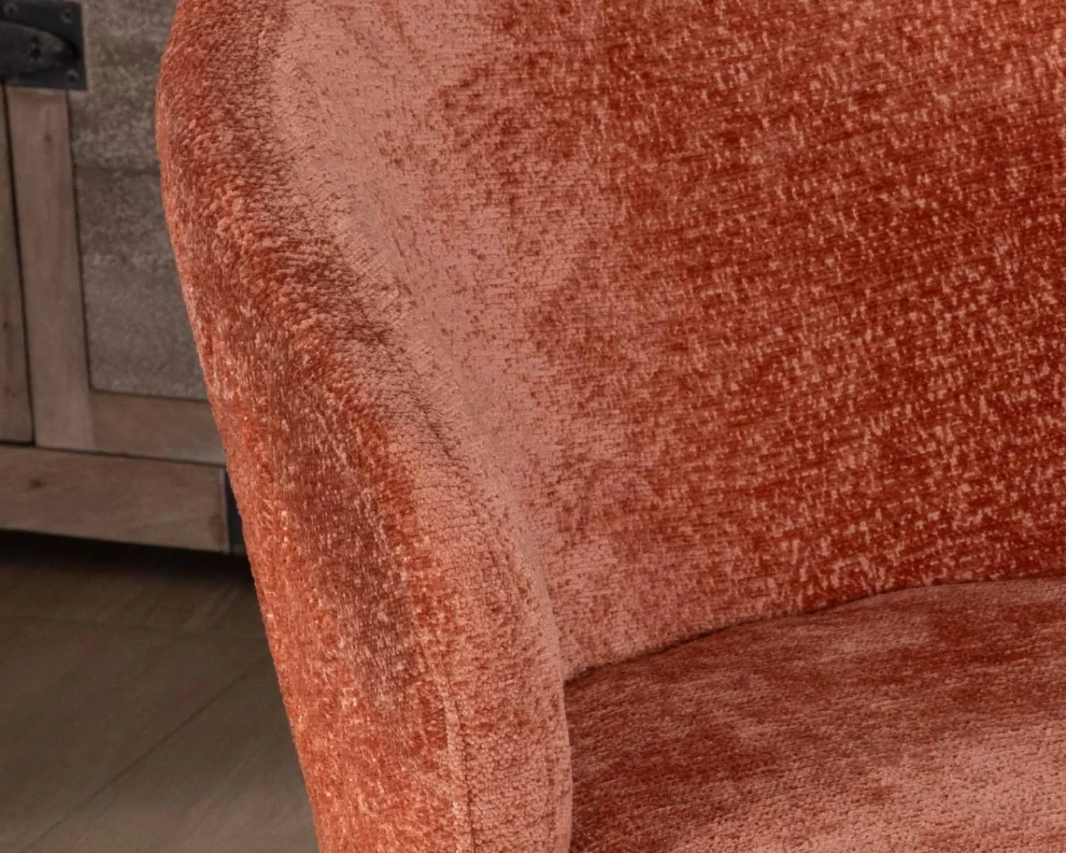 Meuble House Lot de 2 chaises contemporaines et enveloppantes en tissu bouclé terracotta "Kandy" Outlet