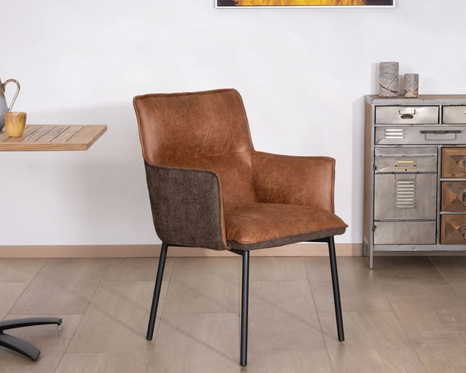 Meuble House Lot de 2 chaises de repas confort "Lokka" bi-matière cognac et marron Hot
