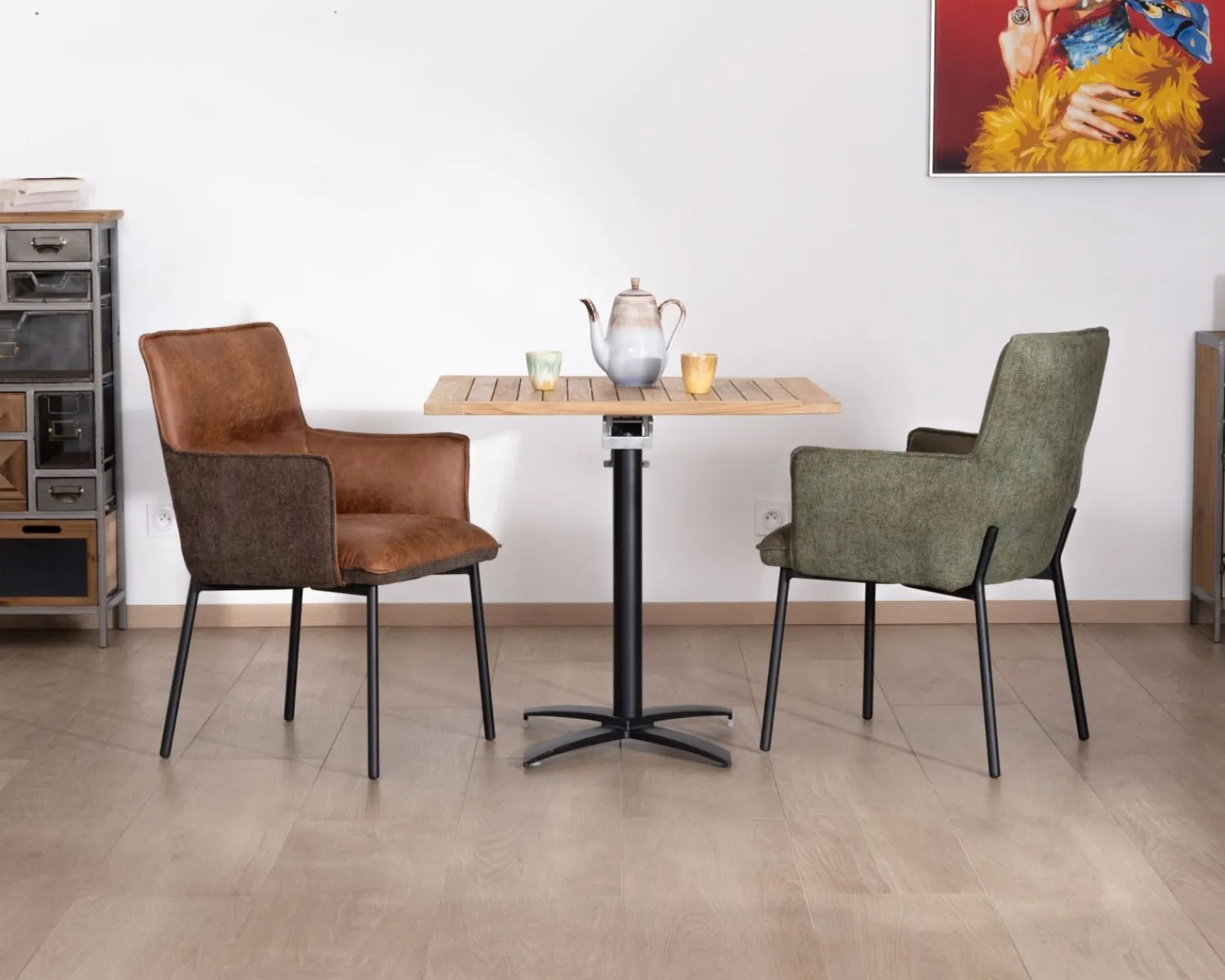 Meuble House Lot de 2 chaises de repas confort "Lokka" bi-matière cognac et marron Hot