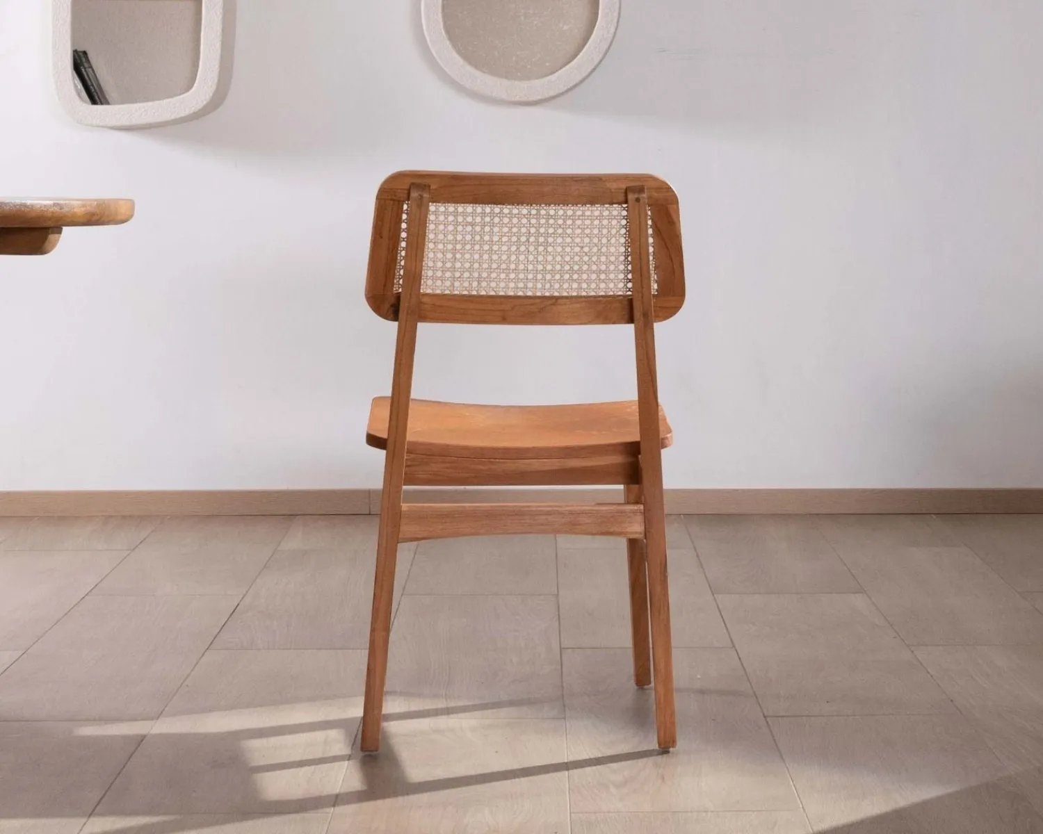 Meuble House Lot de 2 chaises de repas en teck avec dossier en cannage "Natsu" Sale