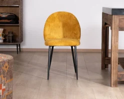 Meuble House Lot de 4 chaises de repas en velours moutarde et pieds en métal noir 
