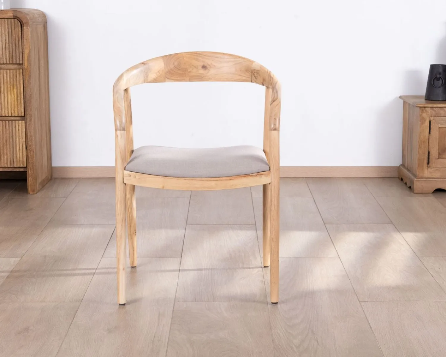 Meuble House Lot de 2 chaises de repas épurées en acacia avec assise tissu beige "Vogue" Outlet