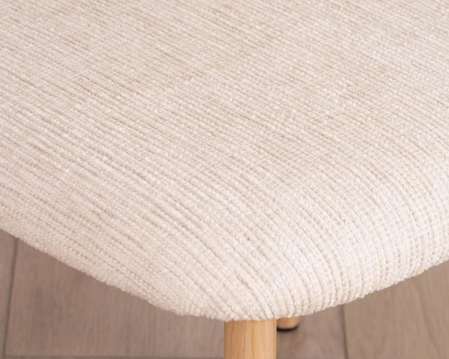 Meuble House Lot de 2 chaises de repas scandinaves en tissu tramé blanc cassé "Arpège" pieds métal aspect bois clair Sale